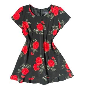 Hampton Dress Co. Vintage Floral Black and Red Dress